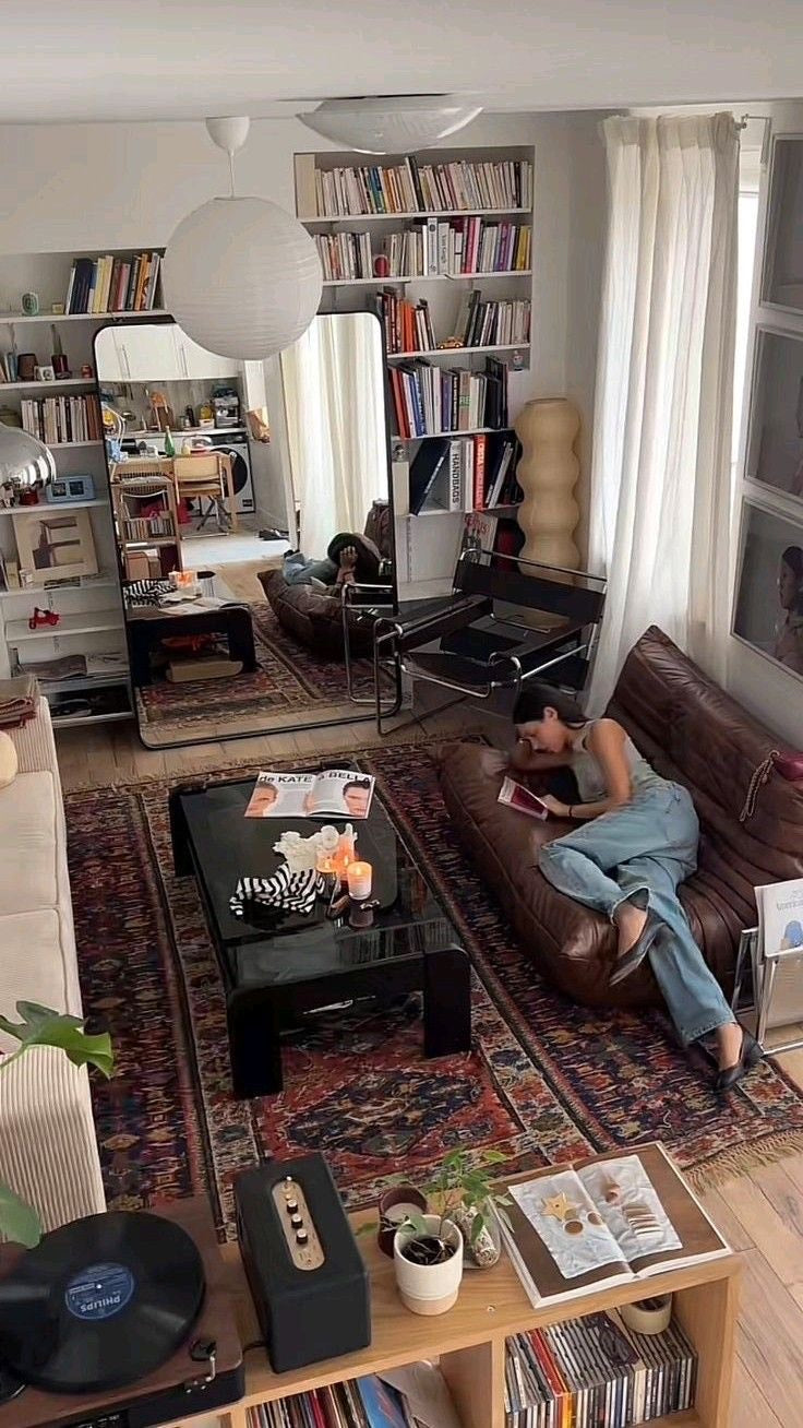 Canapé Togo 2 Places — Édition Microsuede